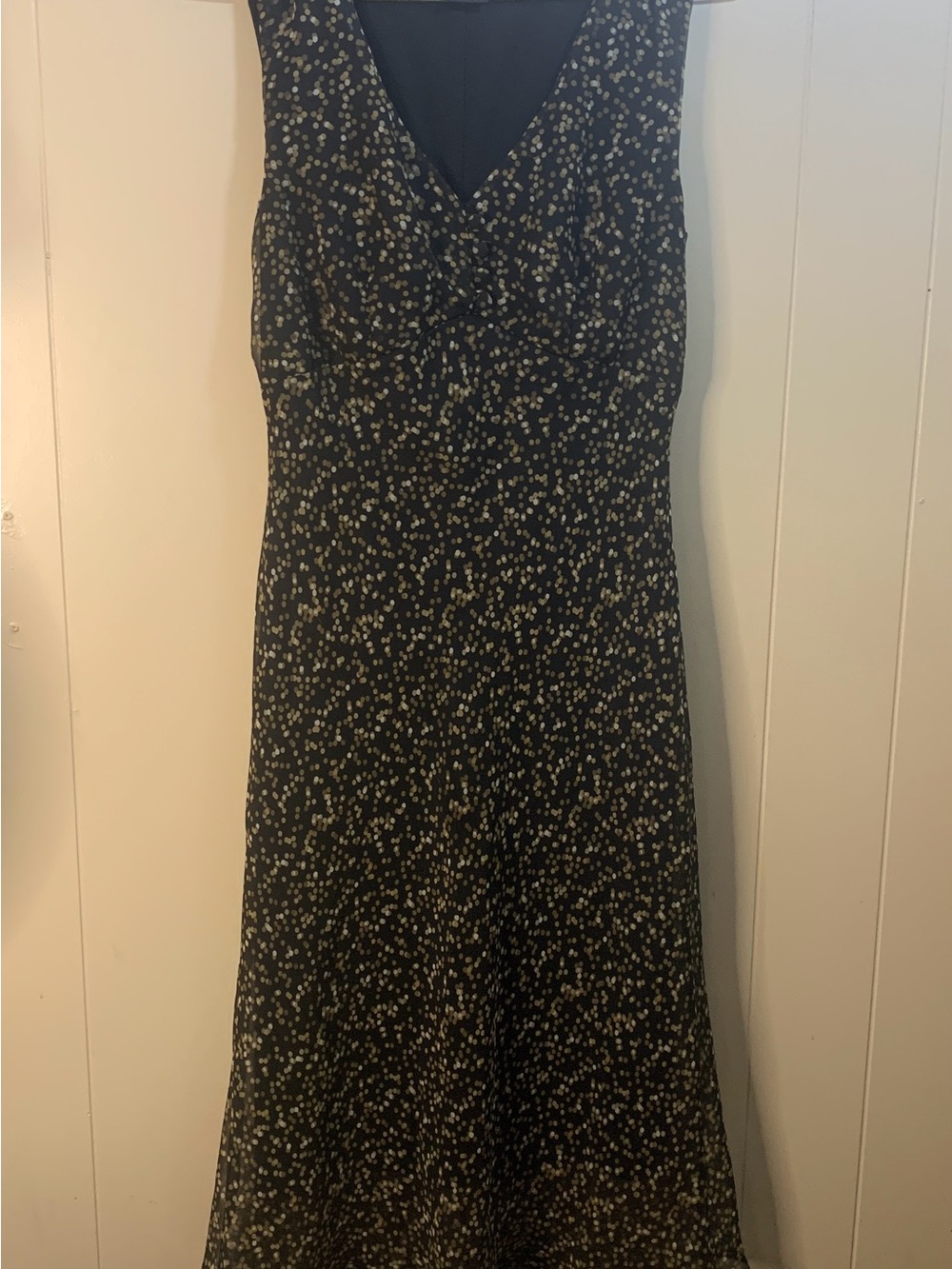 Faith Love Passion women’s 4 Black sleeveless Dress with polka dots